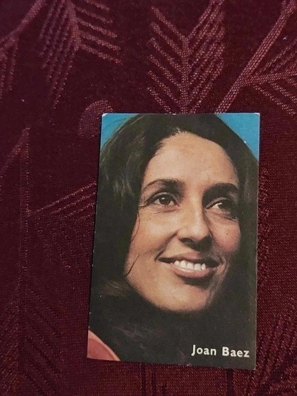 Prentje/Chromo : Joan Baez / zangeres / Victoria, Verzamelen, Ophalen of Verzenden, Gebruikt, Overige typen