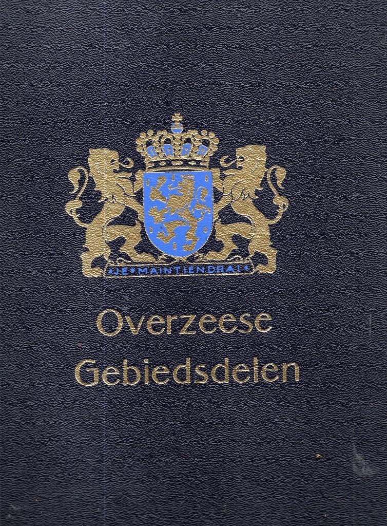 DAVO album Curaçao -Nederlandse Antillen met kristallen, Postzegels en Munten, Ophalen of Verzenden, Verzamelalbum