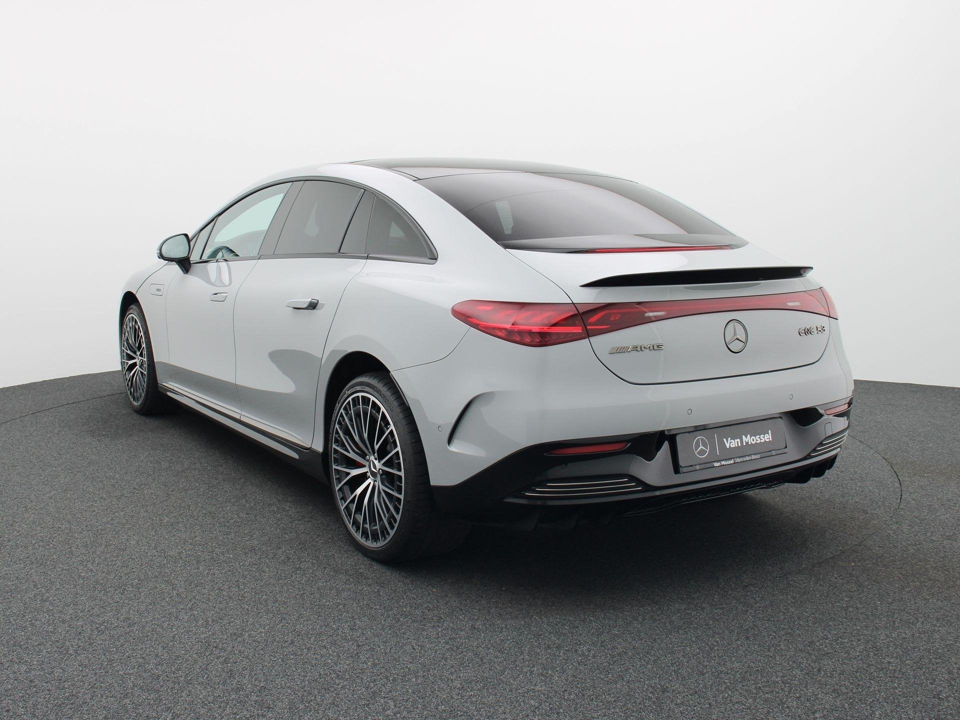 Mercedes-Benz EQE 53 4MATIC+ + NAPPA + BURMESTER + HYPERSCRE, Auto's, Automaat, Stof, 625 pk, 2450 kg