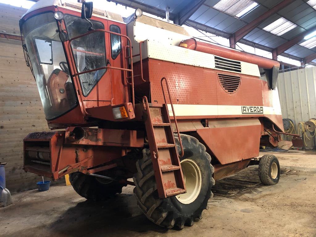 Recherche moissonneuse batteuse laverda 3450, Enlèvement ou Envoi, Moissonneuse