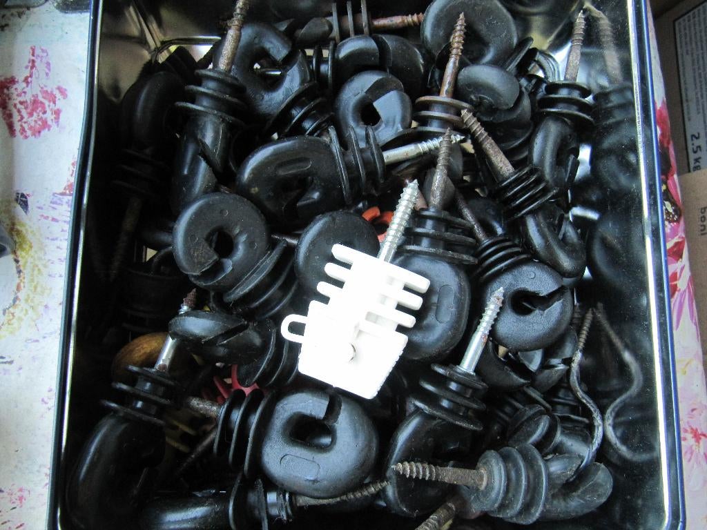 Lot de 60 pinces Meadow Wire.