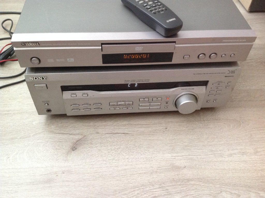 Sets=Sony STR-DE245 AM/FM Stereo Receiver+Yamaha DVD-S 540, Enlèvement ou Envoi, Utilisé, Composants en vrac, Sony