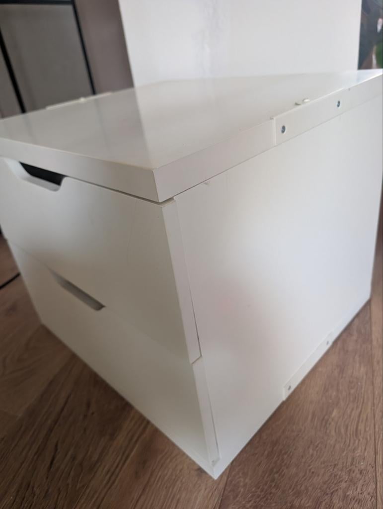 Armoire Ikea 2 tiroirs gratuite, Enlèvement