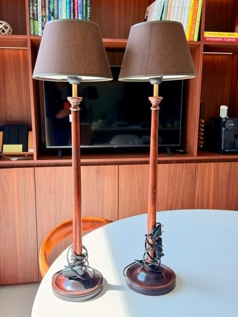 Set van 2 houten tafellampen met stoffen kap, Huis en Inrichting, Lampen | Tafellampen, Ophalen, Klassiek - tijdloos, Zo goed als nieuw