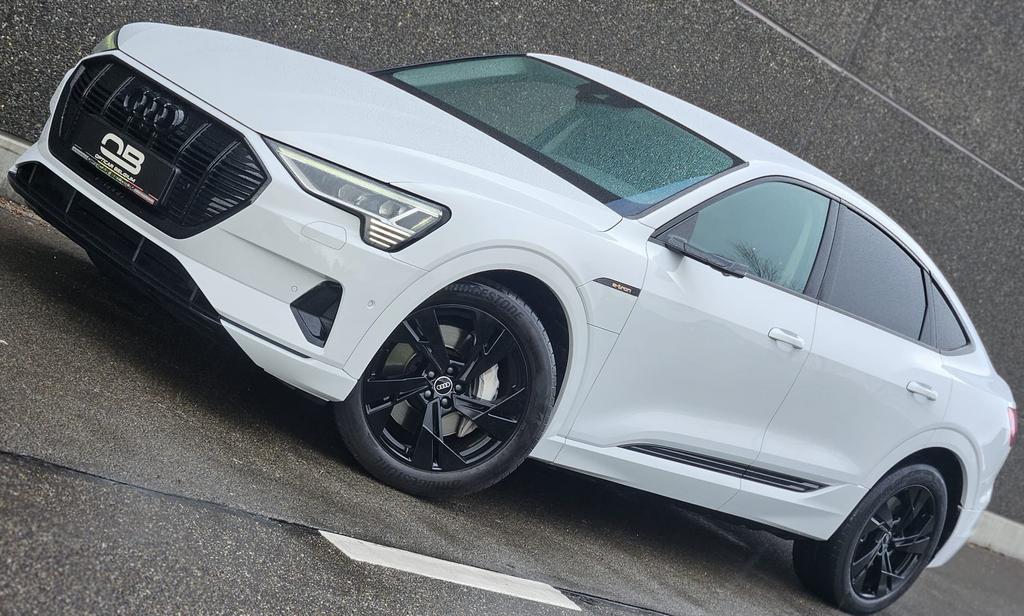 *** Audi Q8 E-Tron - Sportback - S-Line - Garantie Audi ***, Autos, Cuir, Achat, Entreprise, Garantie prolongée