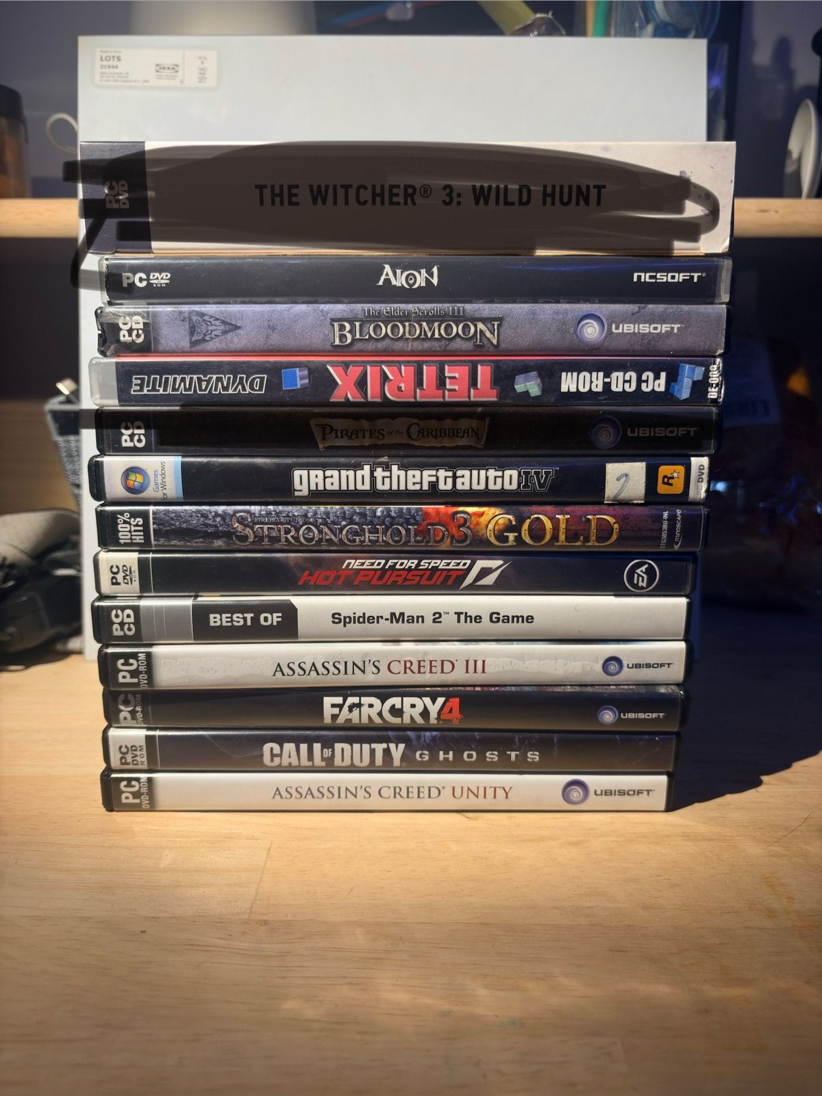 Lot 11 PC Games – Computer Games Bundle, Games en Spelcomputers, Ophalen of Verzenden, Zo goed als nieuw