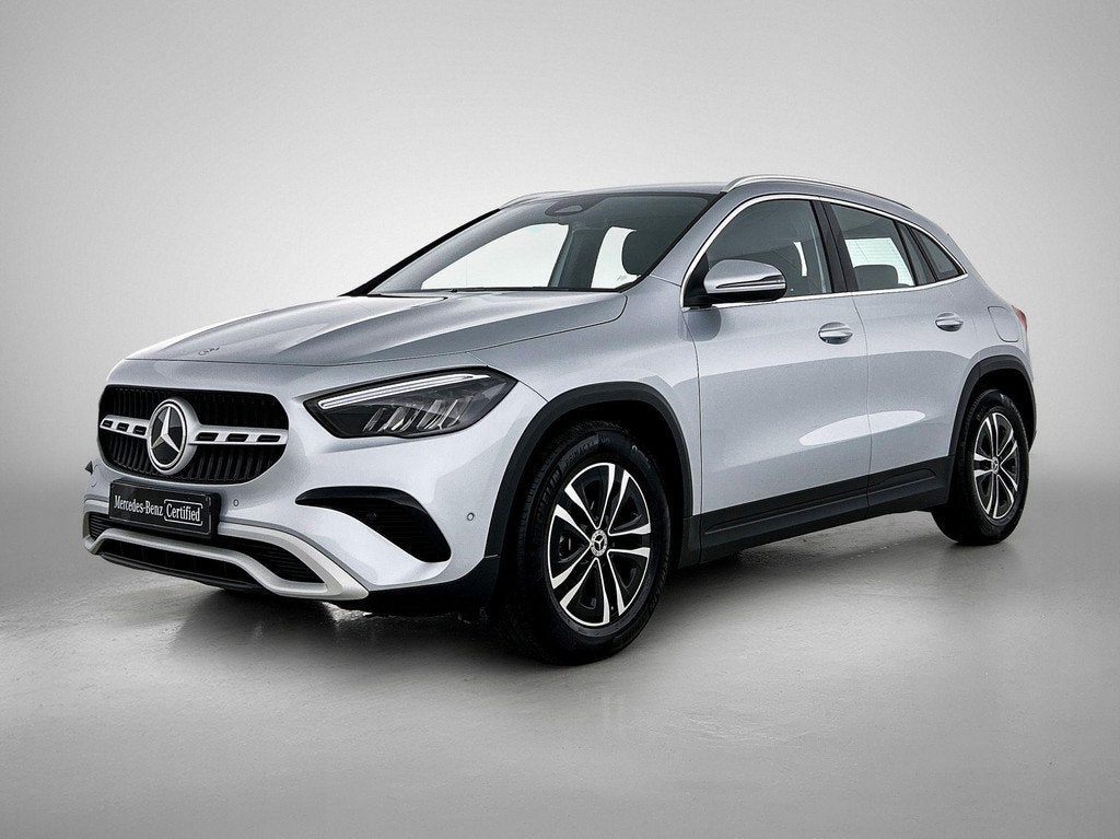 Mercedes-Benz GLA-klasse GLA 180 Essential Line | Verwarmde, Auto's, Mercedes-Benz, Bedrijf, Te koop, GLA, Achteruitrijcamera
