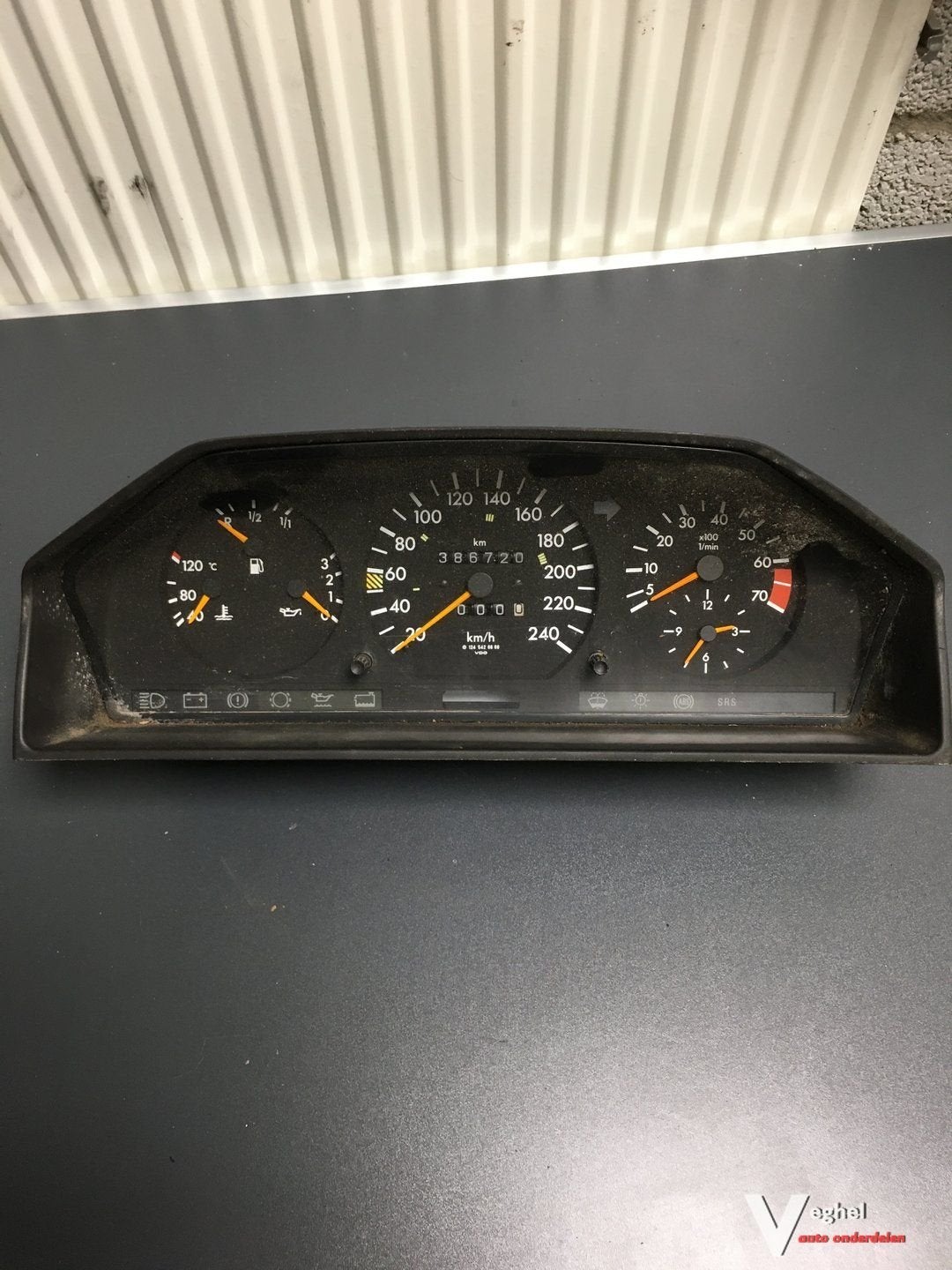 Mercedes W124  220 Benzine 1993  124 542 6669    Km Tellerkl, Gebruikt, -, -, Ophalen of Verzenden