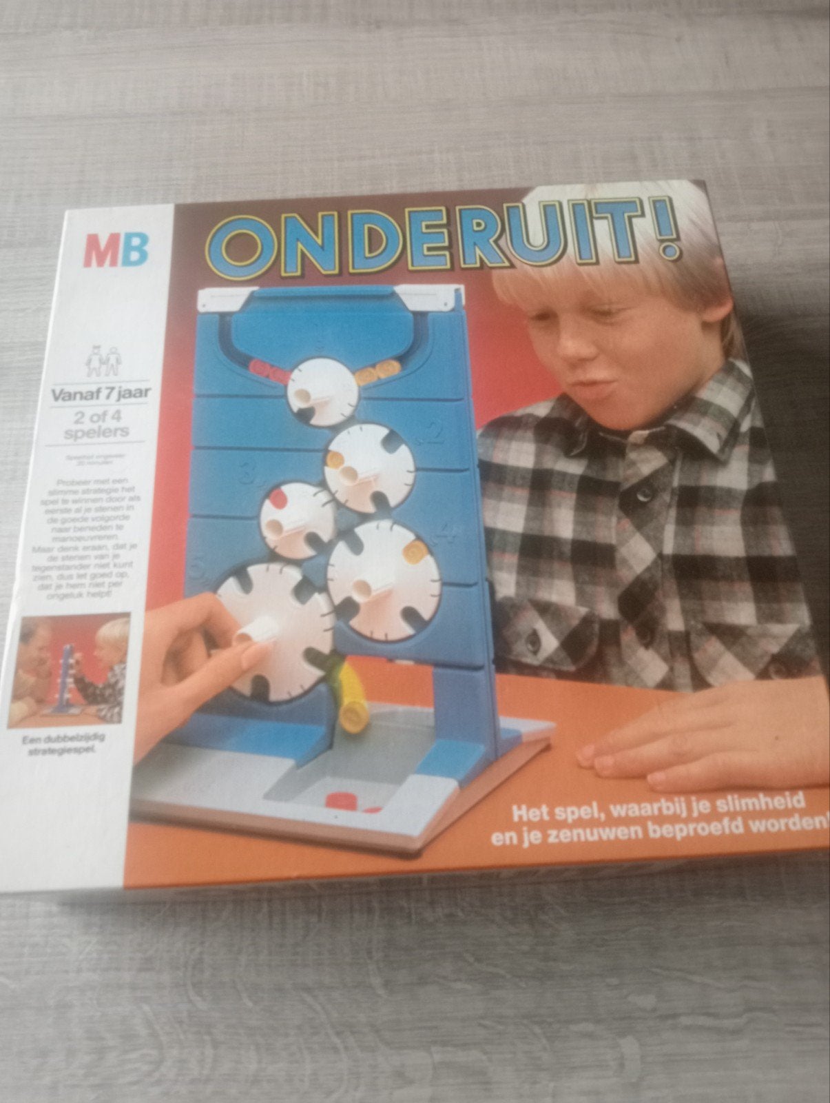 Onderuit van MB Nostalgie uit 1985, Een of twee spelers, Ophalen, Zo goed als nieuw, MB spellen