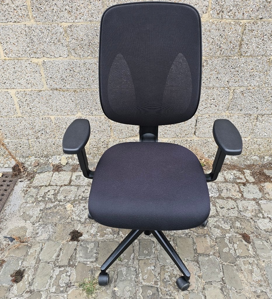Chaise de bureau ergonomique Giroflex 353 noire, Comme neuf, Enlèvement, Ergonomique, Chaise de bureau