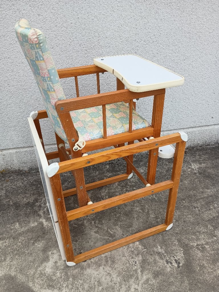 Chaise pour enfant convertible en table avec chaise, Enfants & Bébés, Enlèvement, Utilisé, Autres types, Ceinture(s)
