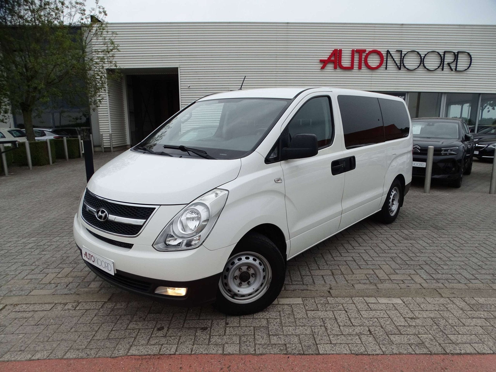 Hyundai H-1 2.5 CRDi Executive Dubbele Cabine met 5 PLAATSEN, 100 kW, Achat, 199 g/km, Entreprise