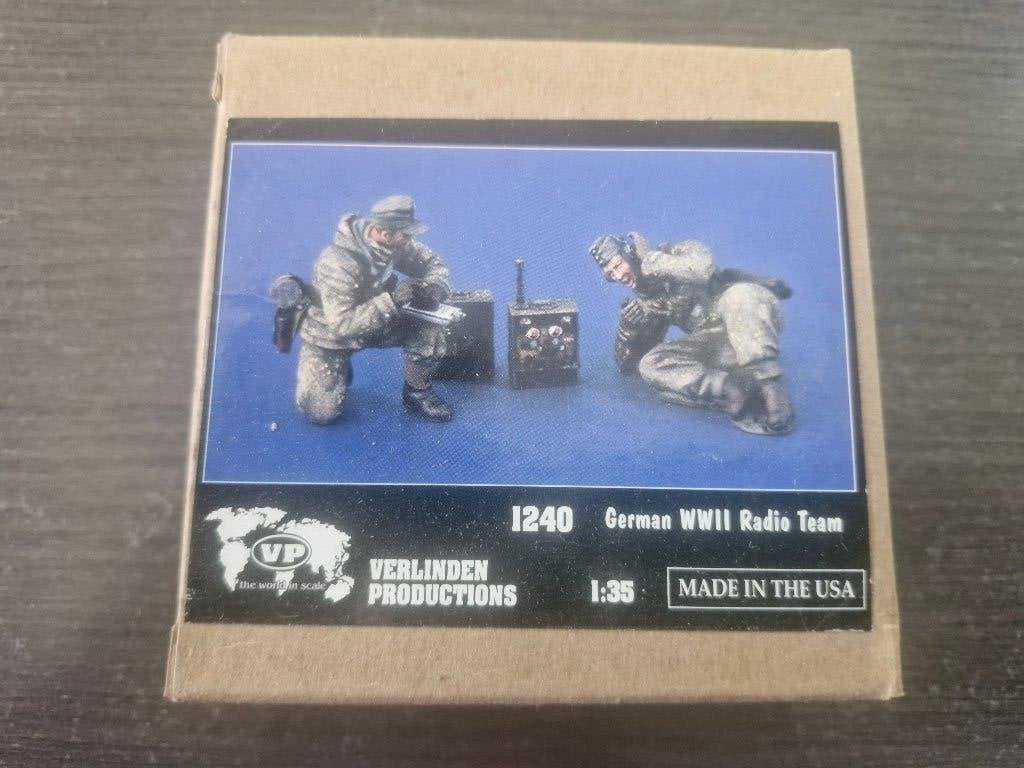 Verlinden 1/35 German WWII Radio Team 2 fig., Enlèvement ou Envoi, Neuf, 1:35 à 1:50, Personnage ou Figurines