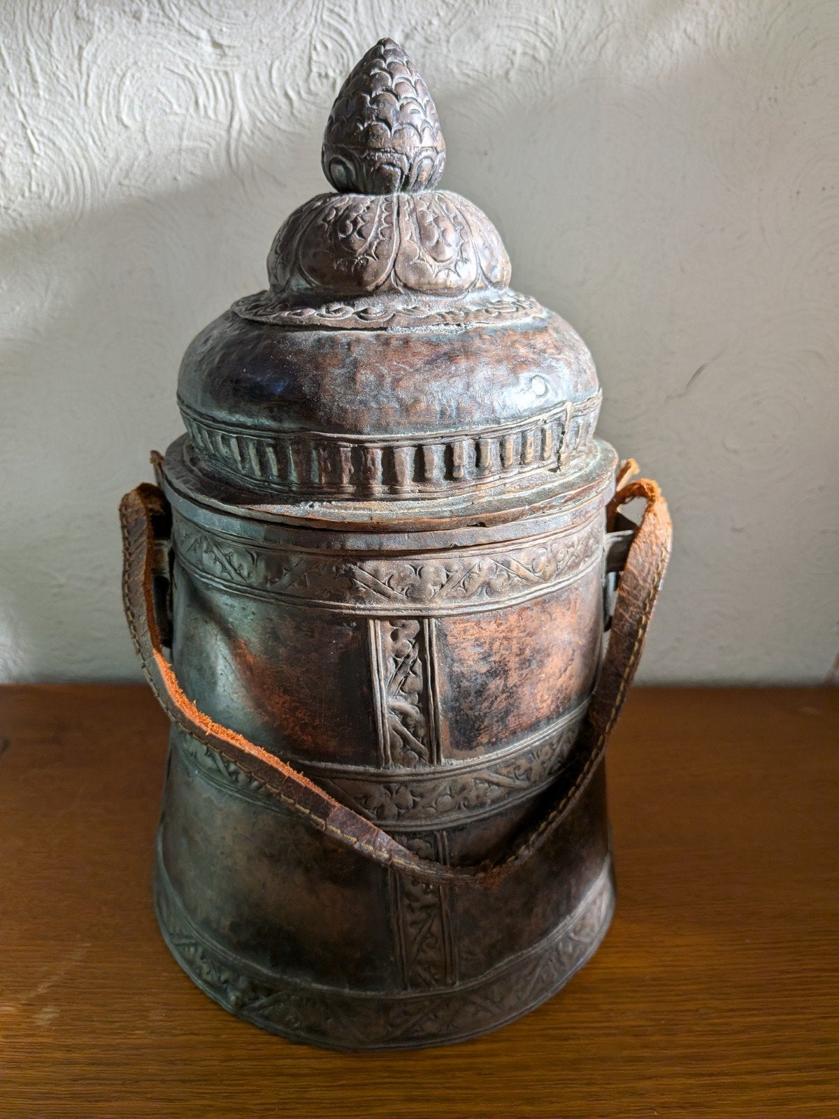 antiek offervat met deksel, Ophalen of Verzenden