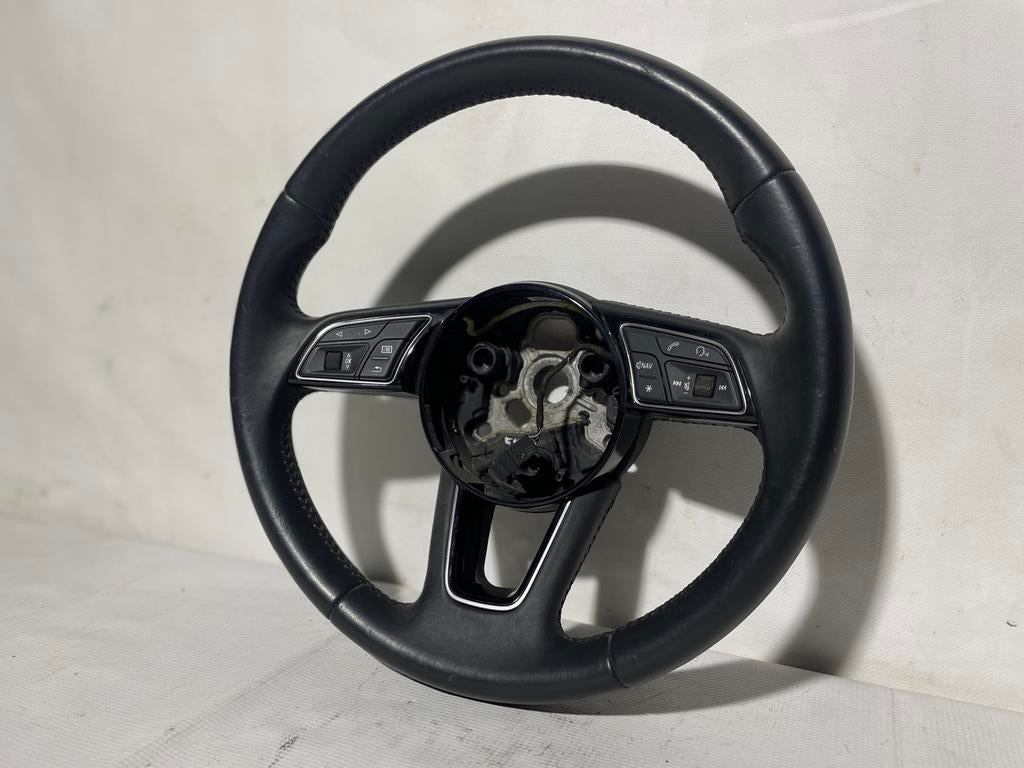 Volant Simple Audi A4 8W0419689, C, C, Audi, Enlèvement