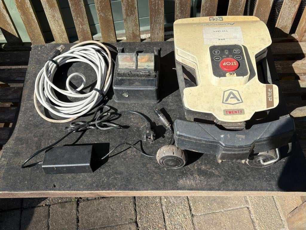 ROBOT DE JARDIN, Enlèvement, Utilisé