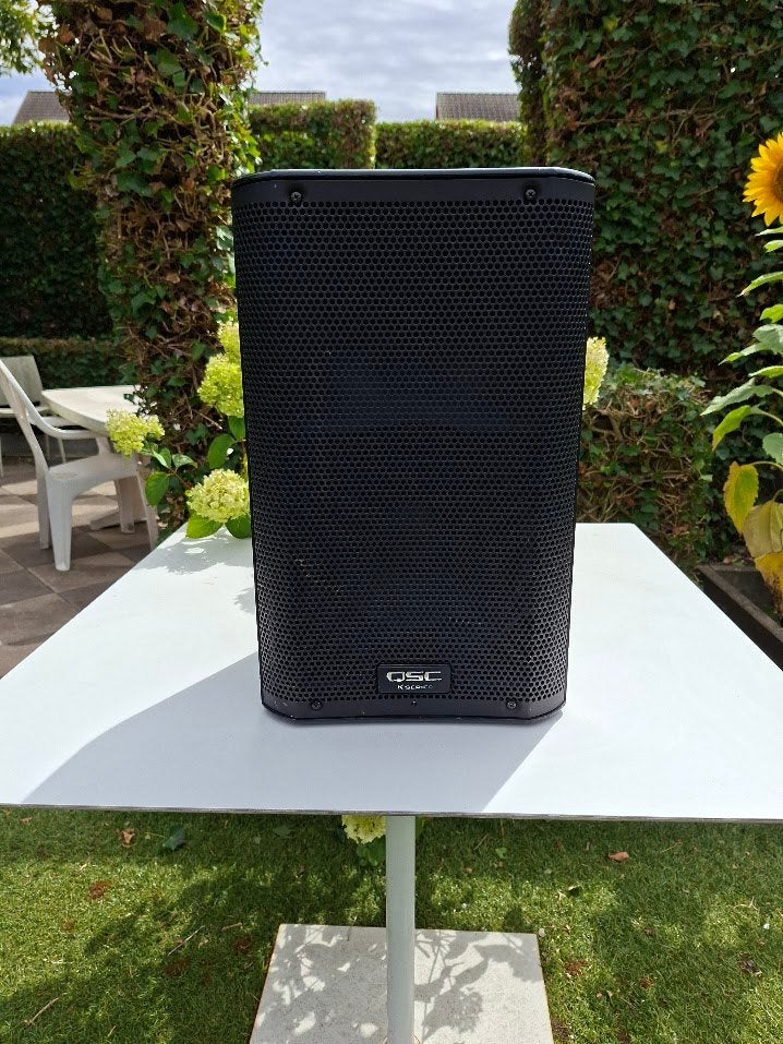 QSC K8 actieve speaker/monitor, Audio, Tv en Foto, Luidsprekerboxen, Gebruikt, Party speaker, Ophalen of Verzenden, 150 watt of meer
