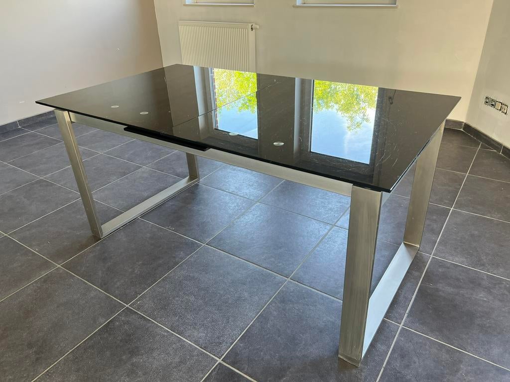 Table en verre opaque et metal, 150 à 200 cm, Verre, Enlèvement, Utilisé
