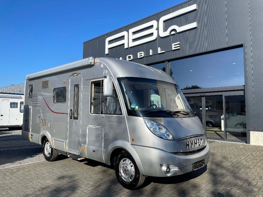Hymer B524SL, Caravanes & Camping, Camping-cars, Entreprise, jusqu'à 4, Intégral, Hymer, Fiat, 6 à 7 mètres, Diesel, Boîte manuelle