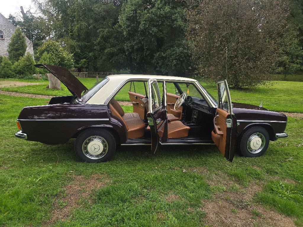 Mercedes 220D Strich-8, foto 8