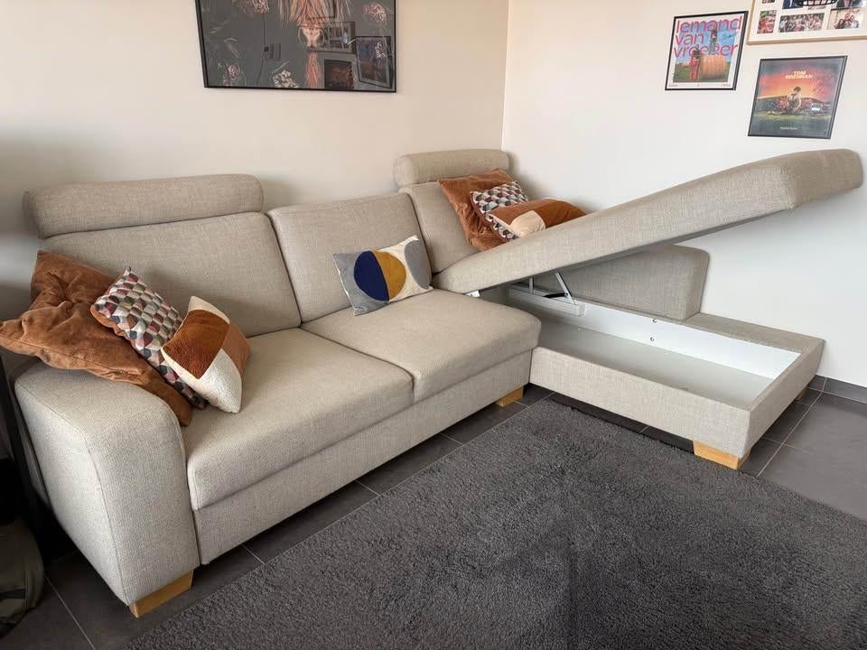 Driepersoonszetel met opbergruimte, Trois personnes, Banc d'angle, 200 à 250 cm, 125 à 150 cm