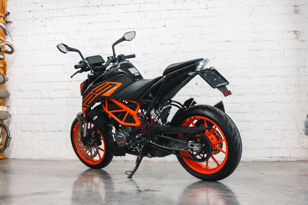 KTM 125 DUKE 2021 NAKED BIKE, Motos, Entreprise, Occasion, 125 cm³, ABS