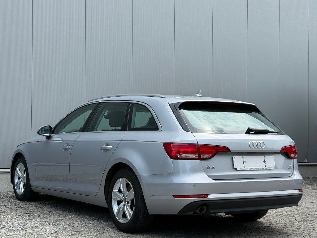 Audi A4 Avant 2.0TDi ultra S tronic Xenon Cruise Navi Euro6B, Autos, Electronic Stability Program (ESP), Argent ou Gris, Achat