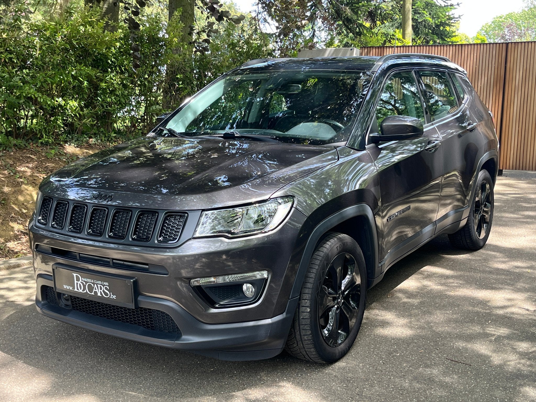 Jeep Compass 1.4Turbo 4x2 Night Eagle Limited Euro6d Topstaa, Auto's, Jeep, Voorwielaandrijving, Gebruikt, Bedrijf, 5 deurs