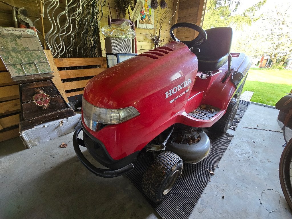 tondeuse honda hf 2315 k3 2019, Honda, Démarrage électrique, Tondeuses à gazon à essence, Comme neuf