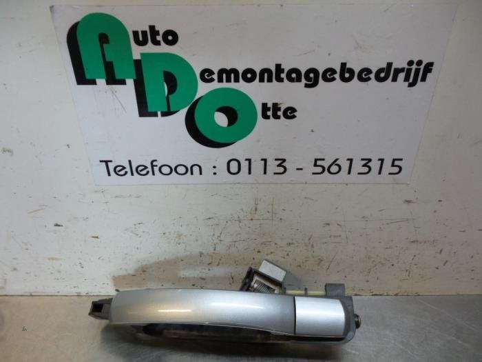 Portiergreep 4Deurs links-achter van een Ford Mondeo (Mondeo, Gebruikt, -, -, Ophalen of Verzenden