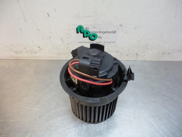 Moteur de ventilation chauffage d'un Dacia Logan (Logan 2 14, Dacia, -, 3 mois de garantie, Utilisé