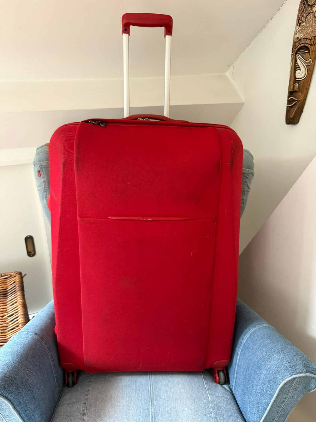 Grande valise de voyage rouge Samsonite, Bijoux, Sacs & Beauté, Valises, Enlèvement, Utilisé, Plastique souple, Clé