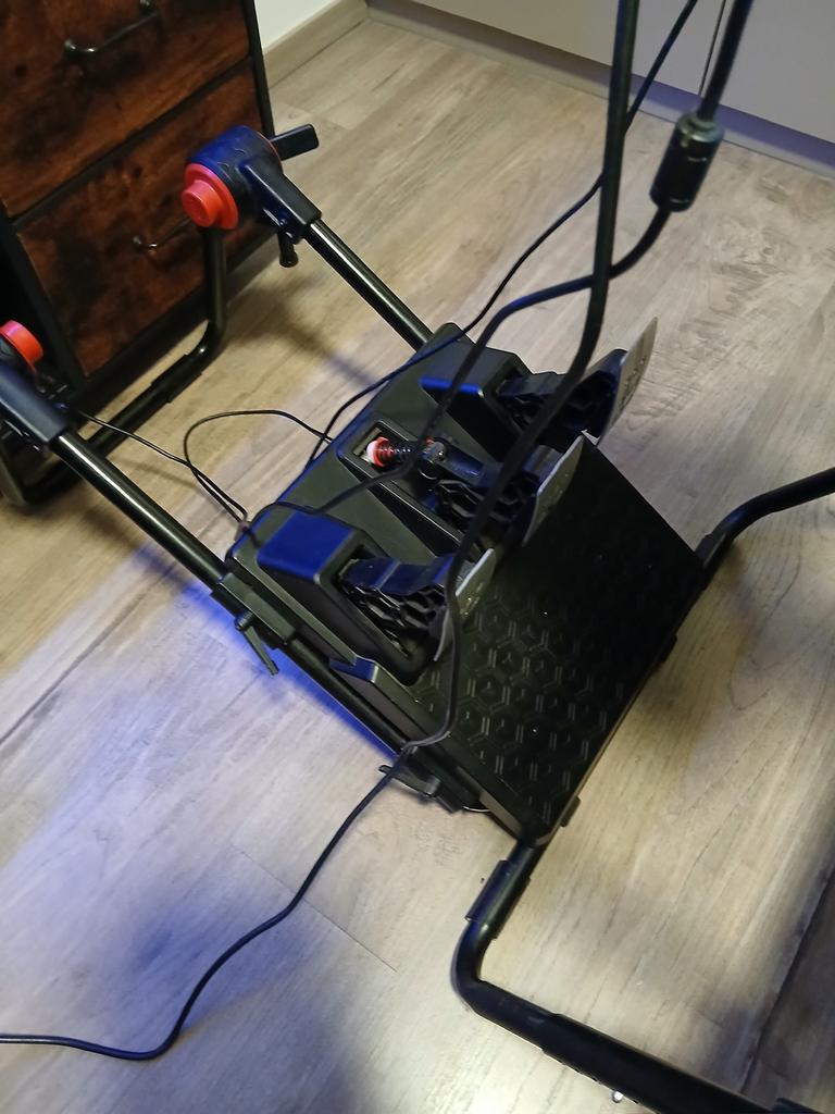 Configuration de Simracing professionnelle, Enlèvement, Comme neuf, PC