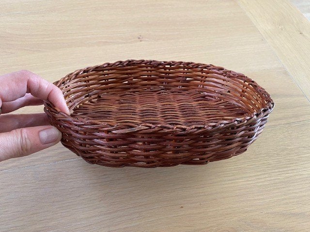 Donkerbruine Ovalen Rieten mand, Mand, Nieuw, Ophalen of Verzenden, Riet