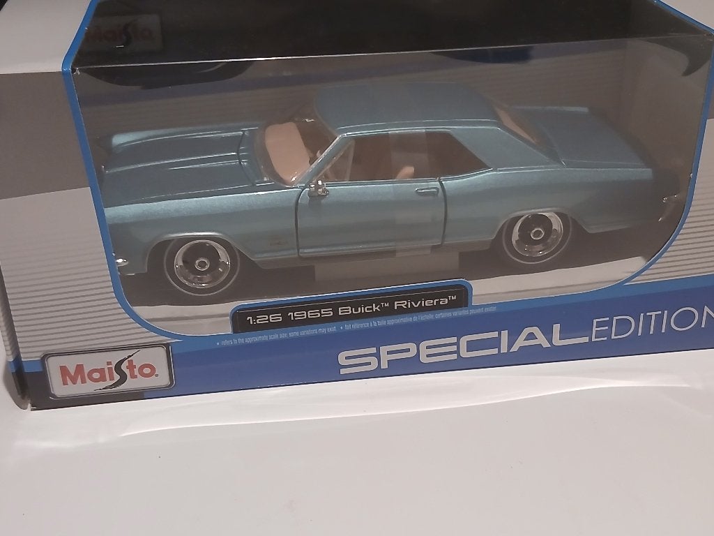 Voiture Maisto (31214): Buick "Riviera 1965 au 1:26, Enlèvement ou Envoi, Comme neuf, Voiture, Maisto
