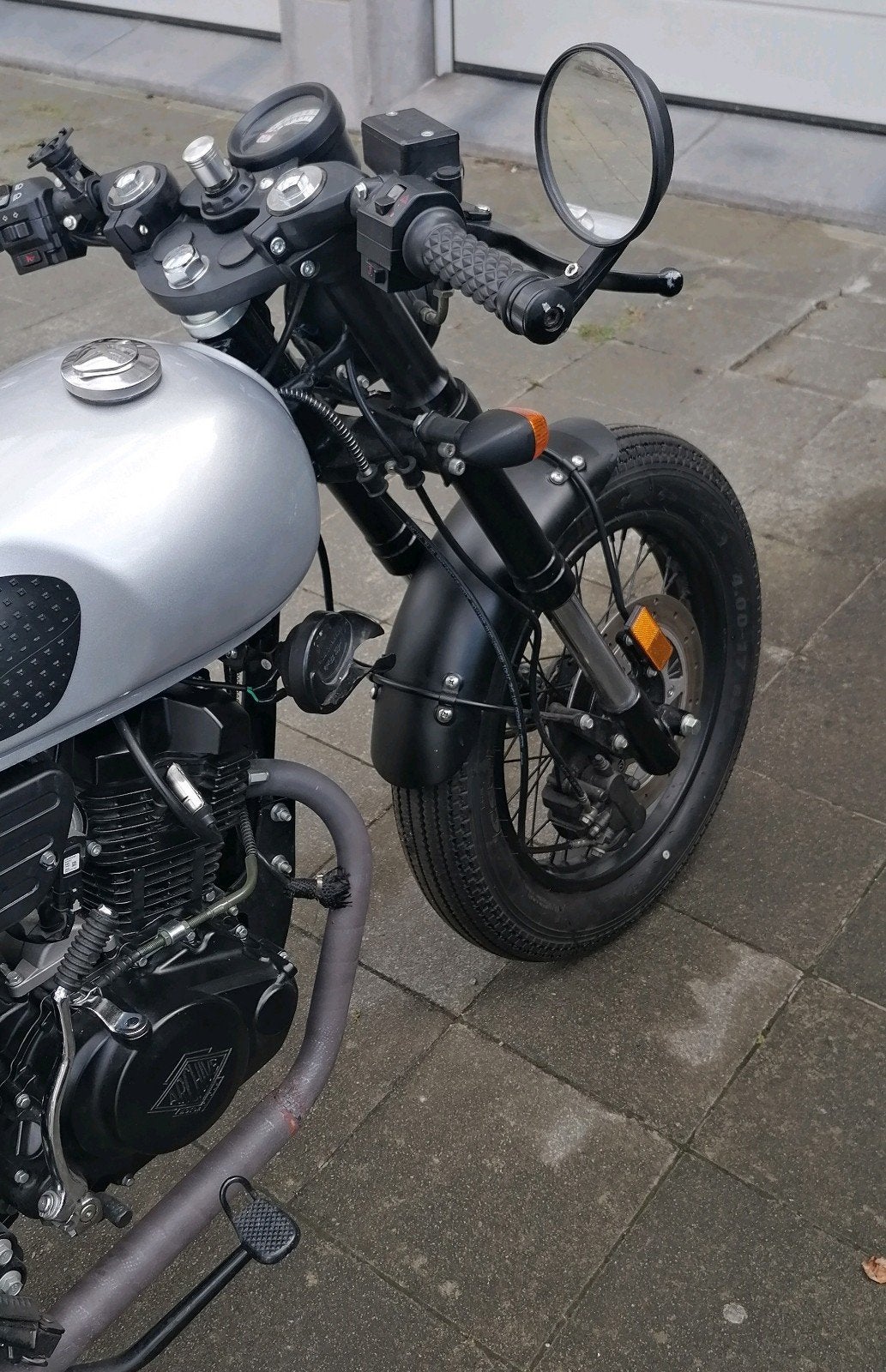 Cafe Racer 125, Motoren, Ophalen, 1 cilinder, 11 kW of minder
