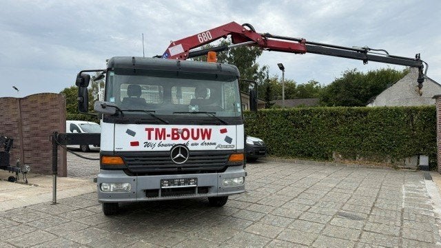 atego 1217 kipper met kraan, Autos, Achat, Entreprise, Boîte manuelle, Noir