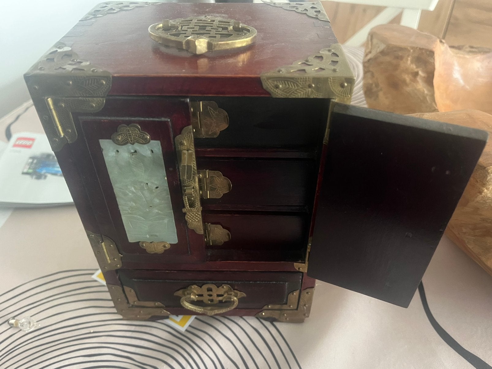 Vintage Chinese juwelenkistje, Ophalen