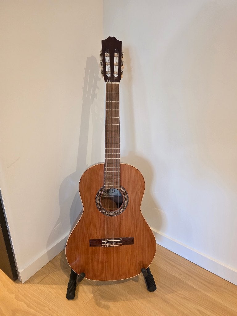 Gitaar - Guitarras cuenca model 10, Muziek en Instrumenten, Ophalen, Zo goed als nieuw, Klassieke of Spaanse gitaar