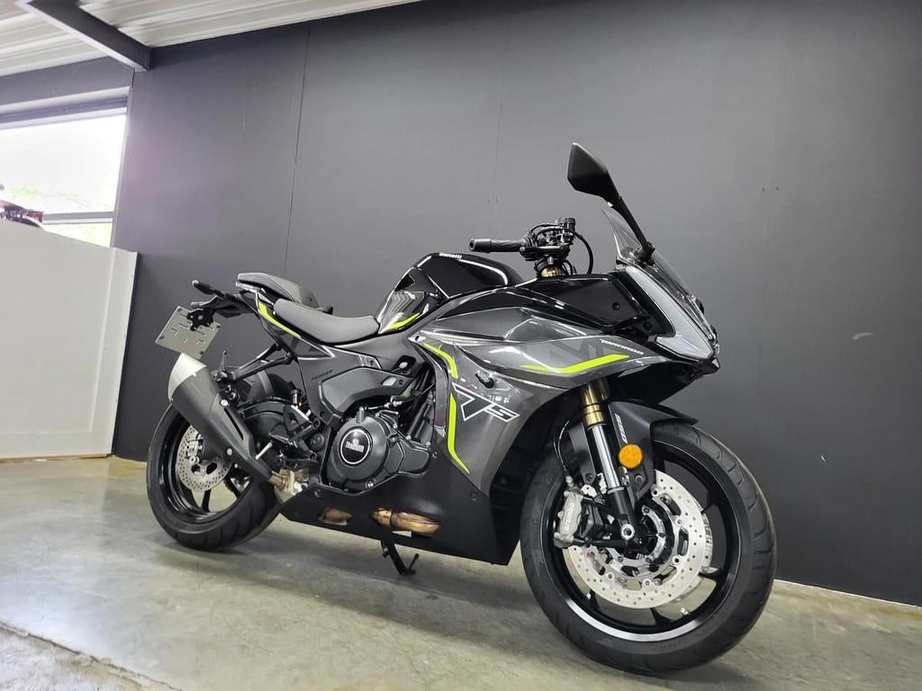 Benelli TNT 550 A2 motor met 27km, Motos, Motoren | Benelli, Entreprise, Autre