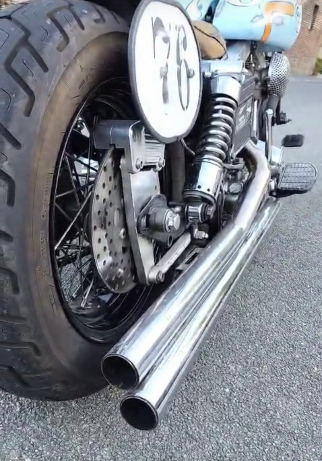 Uitlaat Harley Shovelhead, Motos, Enlèvement