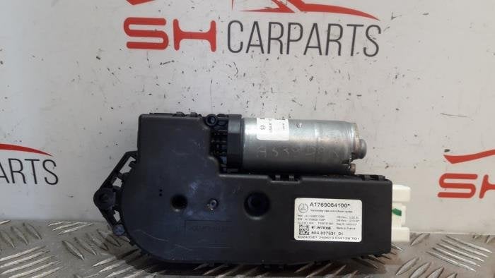 Moteur toit ouvrant d'un Mercedes A-Klasse, 3 mois de garantie, Utilisé, -, -