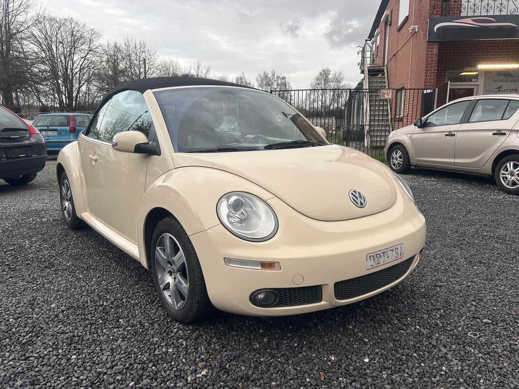 VW Beetle 1.6 essence BJ2007 KM169 000 Premier propriétaire, Autos, Cuir, Entreprise, Boîte manuelle, Noir