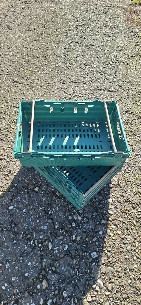 Stapelbare kratten, ideaal voor opslag en transport🚚, Doe-het-zelf en Bouw, Ophalen, Gebruikt, 40 tot 60 cm, 50 tot 75 cm