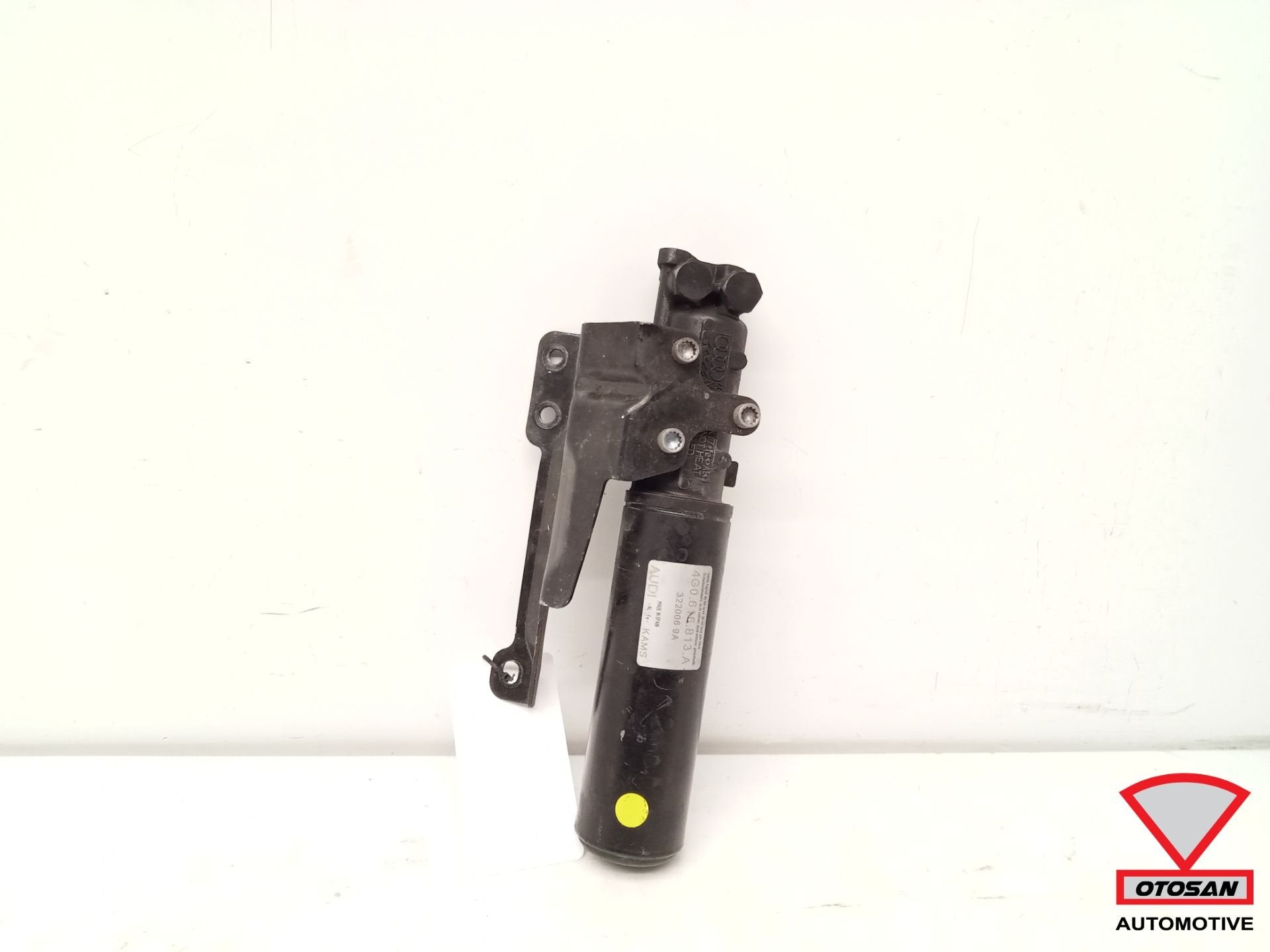 Audi RS6 C7 4G Avant Schokdemper bumper Rechts 4G0616813A, Gebruikt, AUDI AG, Auto-Union-Strasse 1
85045  Ingolstadt, DE, Audi