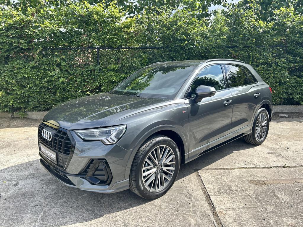 Audi Q3 35 TFSI S line-Platinum-Business Edition (automaat), Lichtsensor, 4 cilinders, Bedrijf, 5 zetels