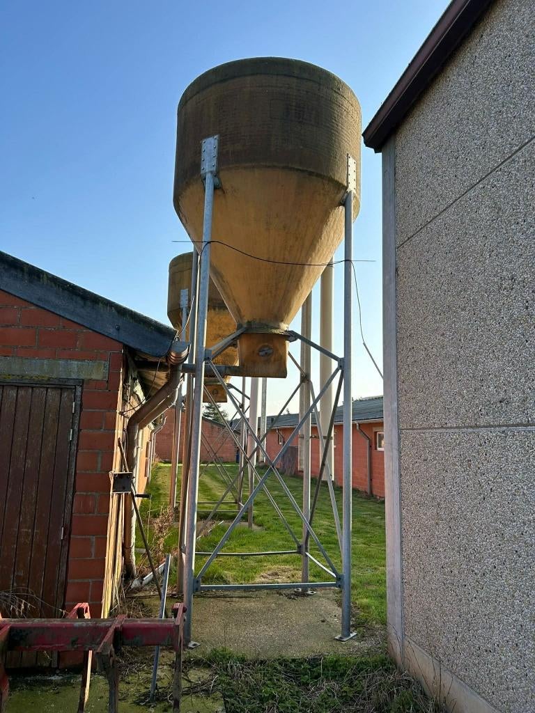 veevoedersilo, Zakelijke goederen, Landbouw | Veevoer, Ophalen