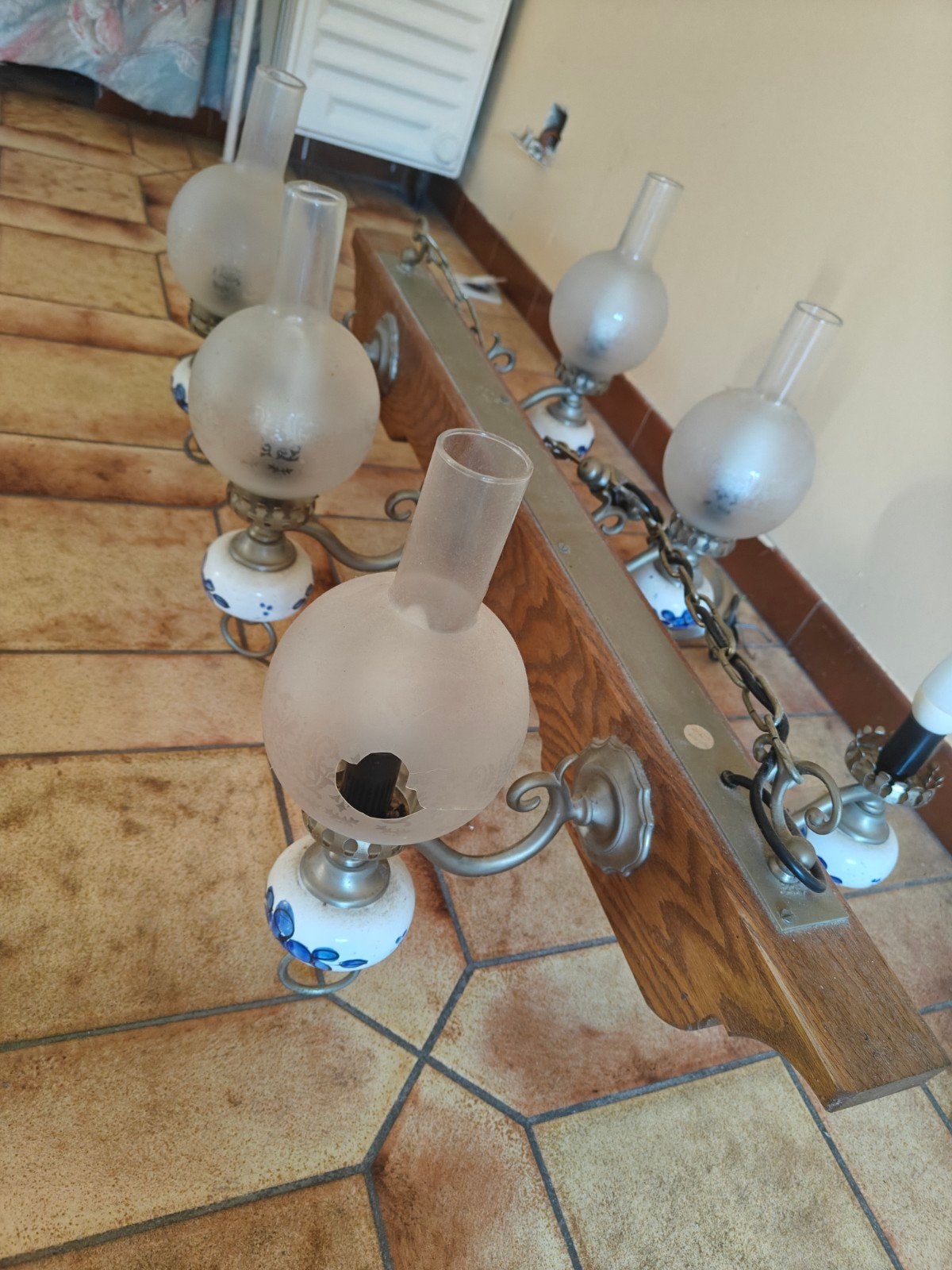 Grand luminaire suspendu vintage bois, métal et céramique, Maison & Meubles, Enlèvement, Utilisé, Verre, Rustique / vintage