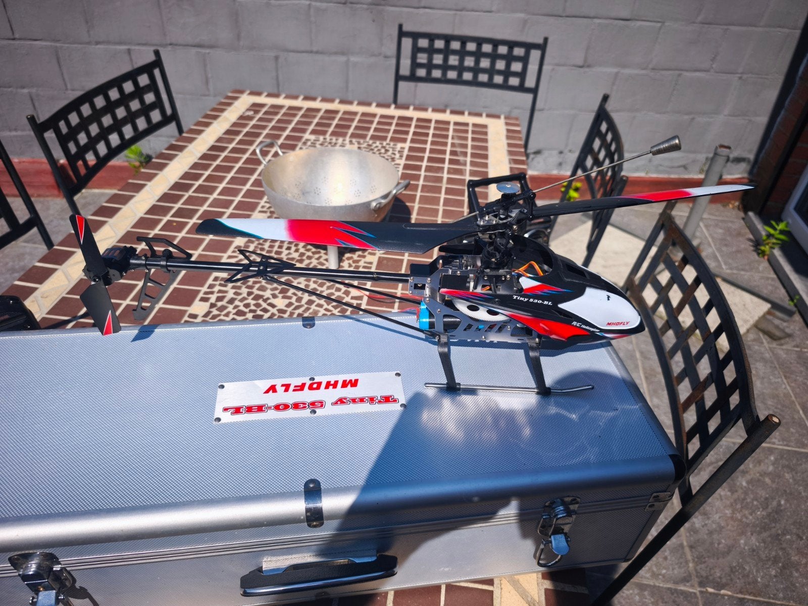 TRES BEL HÉLICOPTÈRE TINY 530 BL, Hobby en Vrije tijd, Modelbouw | Radiografisch | Helikopters en Quadcopters, Ophalen of Verzenden