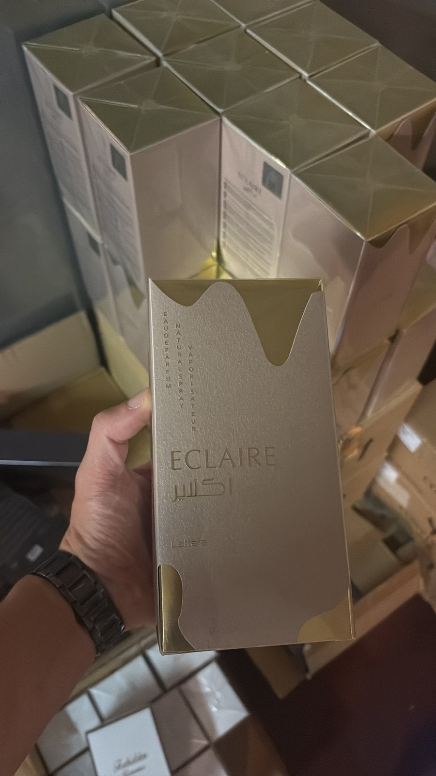 Lattafa Eclaire overname ( 69 stuks ), Elektronische apparatuur, Afzuigkappen, Ophalen, Zo goed als nieuw